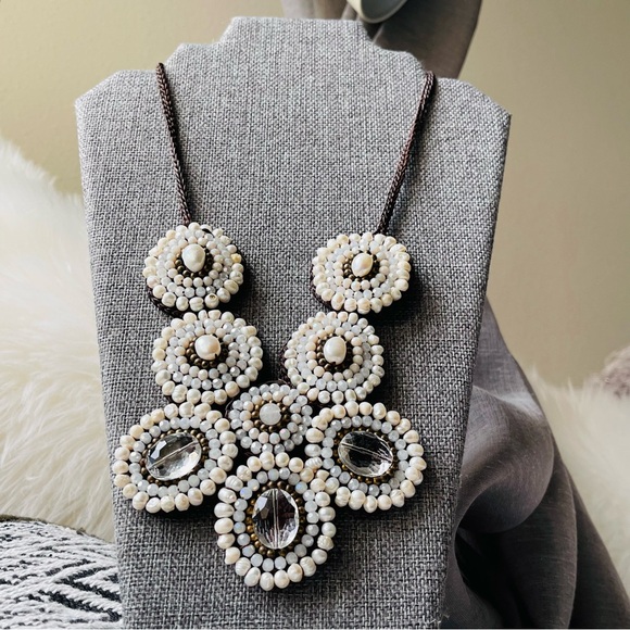 Mosaic Semi-Precious Stones Large White Bib Handmade 16" - 18" Necklace - Picture 14 of 15